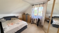 Schlafzimmer - Top EFH mit großer Sonnenterrasse, Carport und Souterrain. Ruhige Lage in Wasserburg/Günzburg