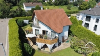 Aussenansicht - Top EFH mit großer Sonnenterrasse, Carport und Souterrain. Ruhige Lage in Wasserburg/Günzburg