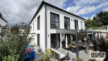 Moderne Doppelhaushälfte in zentraler Lage von Schwabmünchen „neuwertig & bezugsbereit“, 86830 Schwabmünchen, Doppelhaushälfte