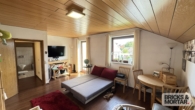 Schlafzimmer mit Balkonzugang - „Wohnen im Paradies“ Tolles Einfamilienhaus mit Traumgarten in Bobingen