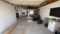 Garage II - Großzügiges 1-2 Familienhaus mit Potenzial, großer Garage und großzügigen Garten in Langerringen