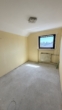 Kinderzimmer/Büro Dachgeschoß - Großzügiges 1-2 Familienhaus mit Potenzial, großer Garage und großzügigen Garten in Langerringen