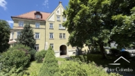 Aussenansicht - Altbaujuwel mit 2 Balkonen Charmante 2,5 Zimmer-Altbauwohnung im denkmalgeschützten Ensemble