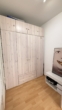 Garderobe - Altbaujuwel mit 2 Balkonen Charmante 2,5 Zimmer-Altbauwohnung im denkmalgeschützten Ensemble