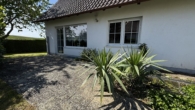 Terrasse - Charmantes Einfamilienhaus mit viel Platz in Ortsrandlage von Scherstetten