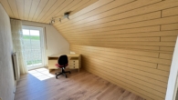 Kinderzimmer - Charmantes Einfamilienhaus mit viel Platz in Ortsrandlage von Scherstetten