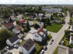 Vogelperspektive - Gepflegtes Dreifamilienhaus in Toplage- Modernisiert und mit durchdachten Grundrissen