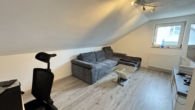 Wohnbereich WHG DG - Gepflegtes Dreifamilienhaus in Toplage- Modernisiert und mit durchdachten Grundrissen