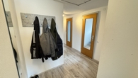 Eingangsbereich WHG DG - Gepflegtes Dreifamilienhaus in Toplage- Modernisiert und mit durchdachten Grundrissen