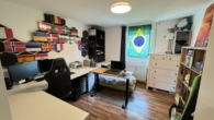 Schlafzimmer WHG EG - Gepflegtes Dreifamilienhaus in Toplage- Modernisiert und mit durchdachten Grundrissen