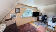 Wohnbereich Dachgeschoß - Liebevoll renoviertes Einfamilienhaus mit Wintergarten und traumhaftem Garten in Schwabmünchen