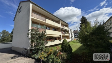 Charmante 3 Zimmer Wohnung (Hochparterre) mit Garage in bester Lage von Gersthofen, 86368 Gersthofen, Erdgeschosswohnung