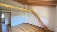 Kinderzimmer I mit Galerieebene - -Top Objekt- Einzigartiges Holzhaus mit über 1.900 m² Grund. Großzügig wohnen in traumhafter Lage
