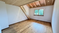 Kinderzimmer I - -Top Objekt- Einzigartiges Holzhaus mit über 1.900 m² Grund. Großzügig wohnen in traumhafter Lage
